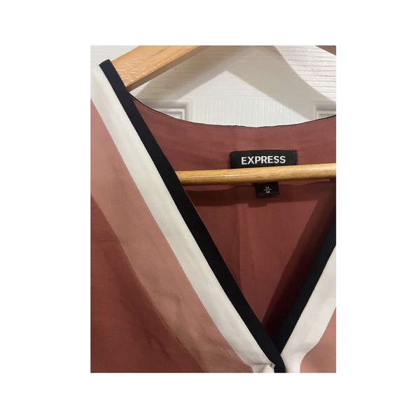 Express Women’s Blouse Medium - Picture 5 of 5